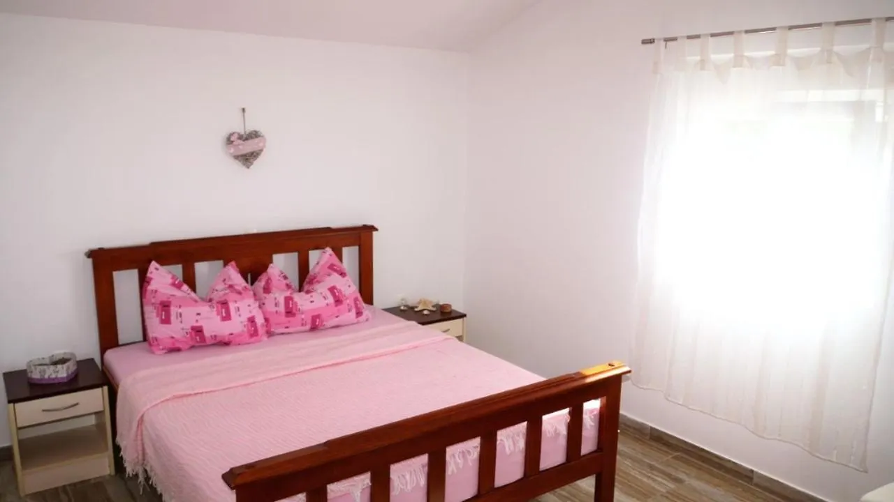 Apartment Lavanda Privlaka  Croatia